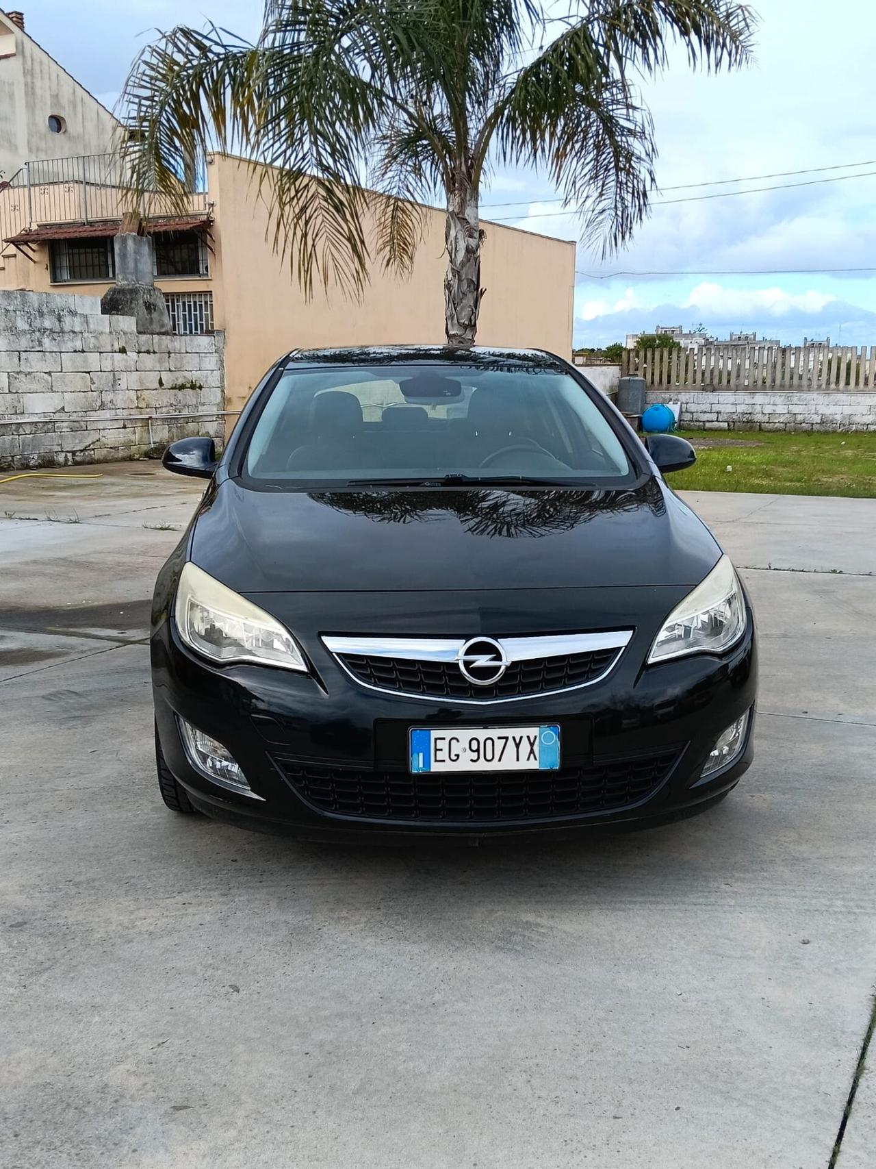 Opel Astra 1.7 CDTI 110CV Sports Tourer Cosmo