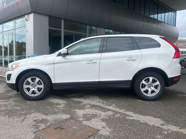 VOLVO XC60 D3 AWD Geartronic Momentum