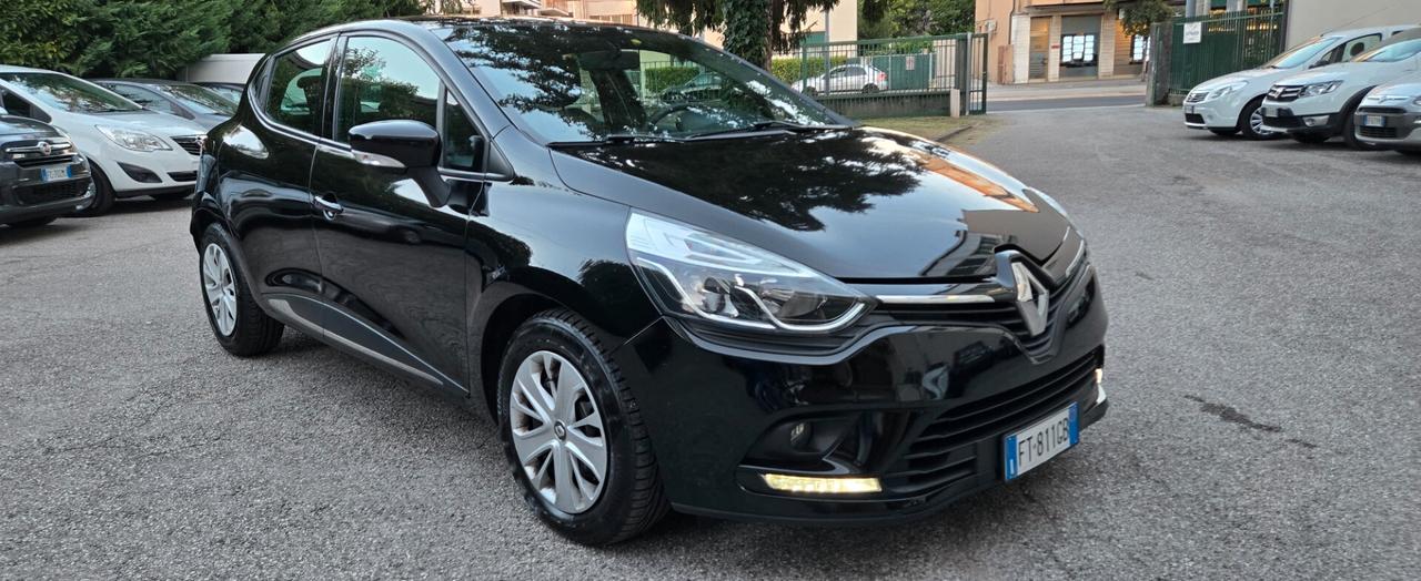 Renault Clio dCi 8V 90 CV 5 porte Moschino Life
