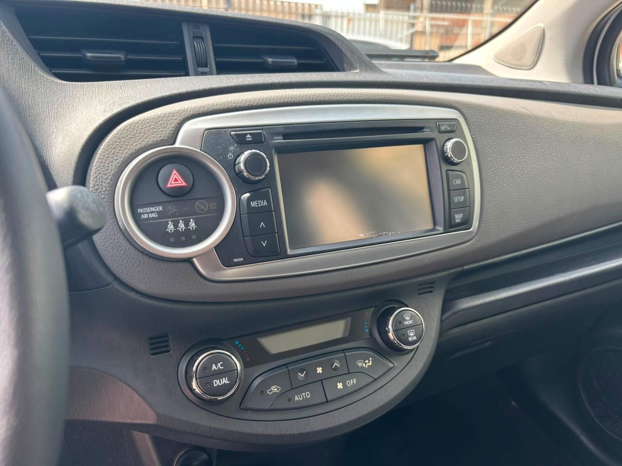 Toyota Yaris 1.0 Lounge 69 CV