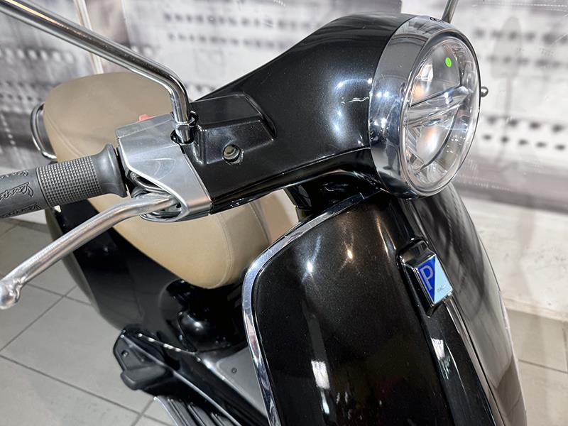 Piaggio Vespa Primavera 150 3V