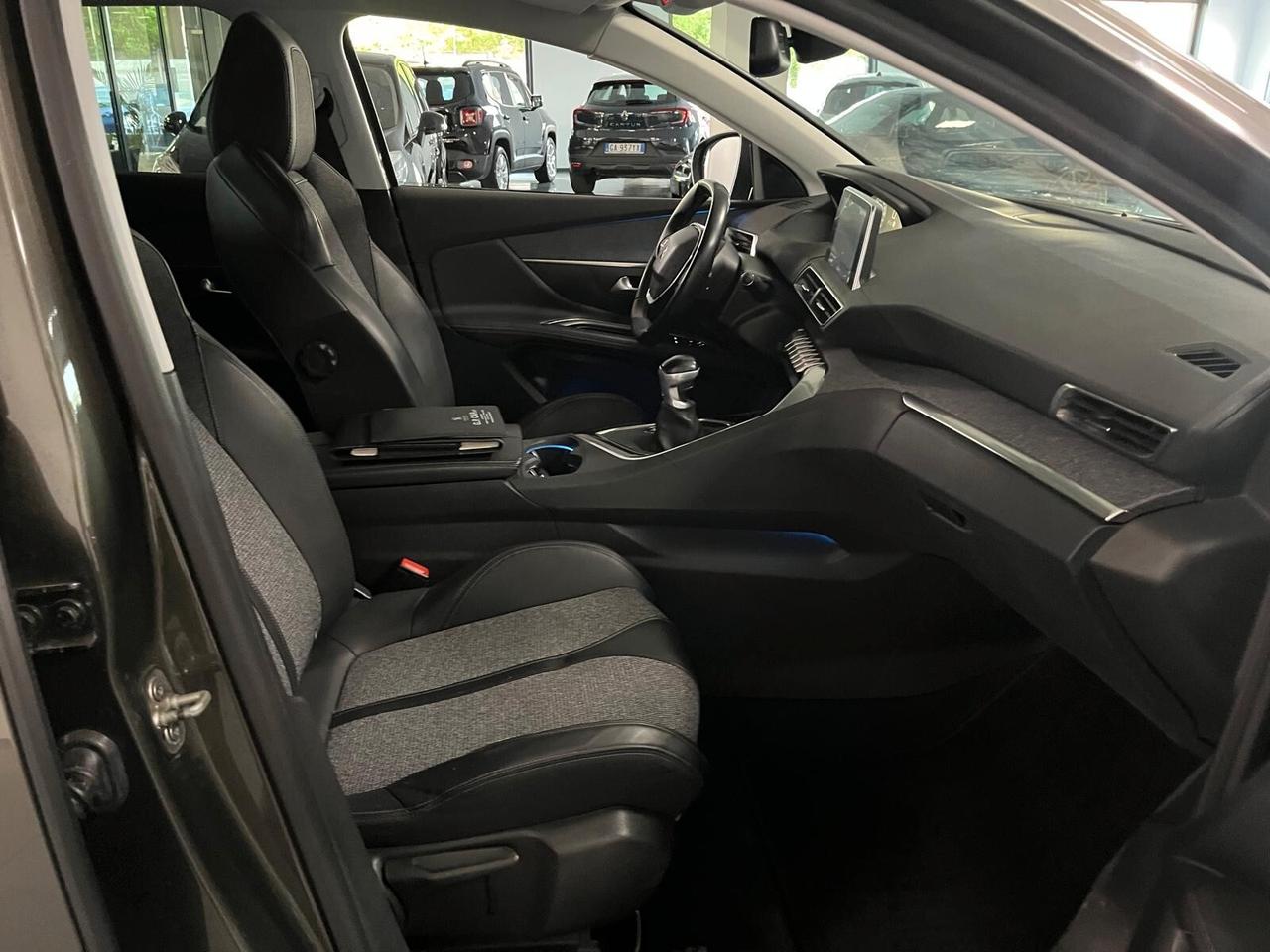 Peugeot 3008 BlueHDi 130 S&S Crossway