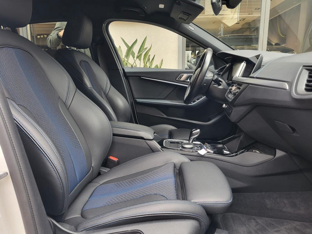 Bmw 118 D 150 Cv Automatica M-Sport+Cerchi 18 Black+Fari Led+Luci Ambiente+Retrocamera...