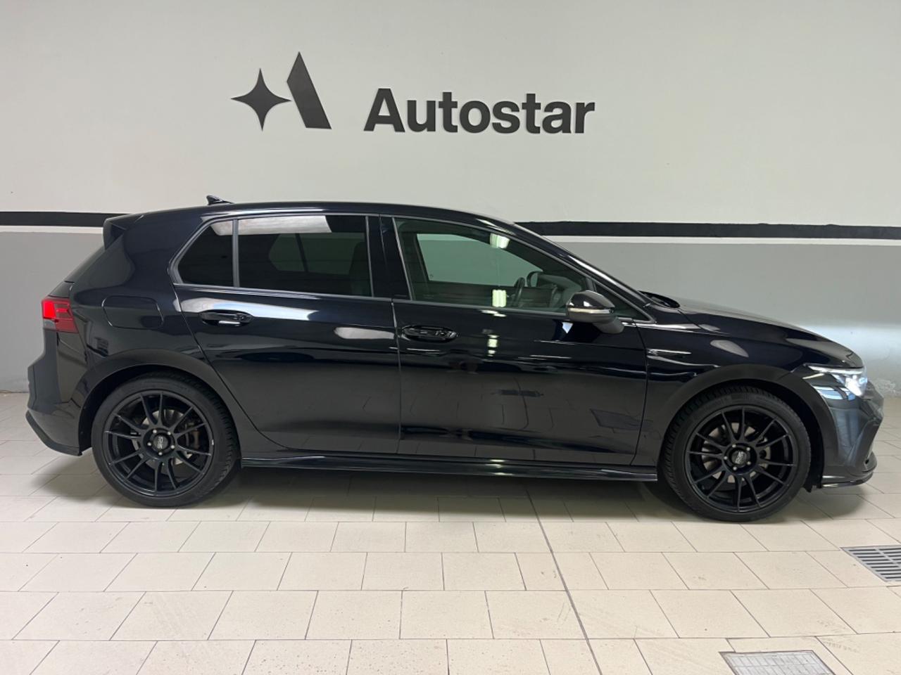 Volkswagen Golf 1.5 eTSI 150 CV EVO ACT DSG R-Line