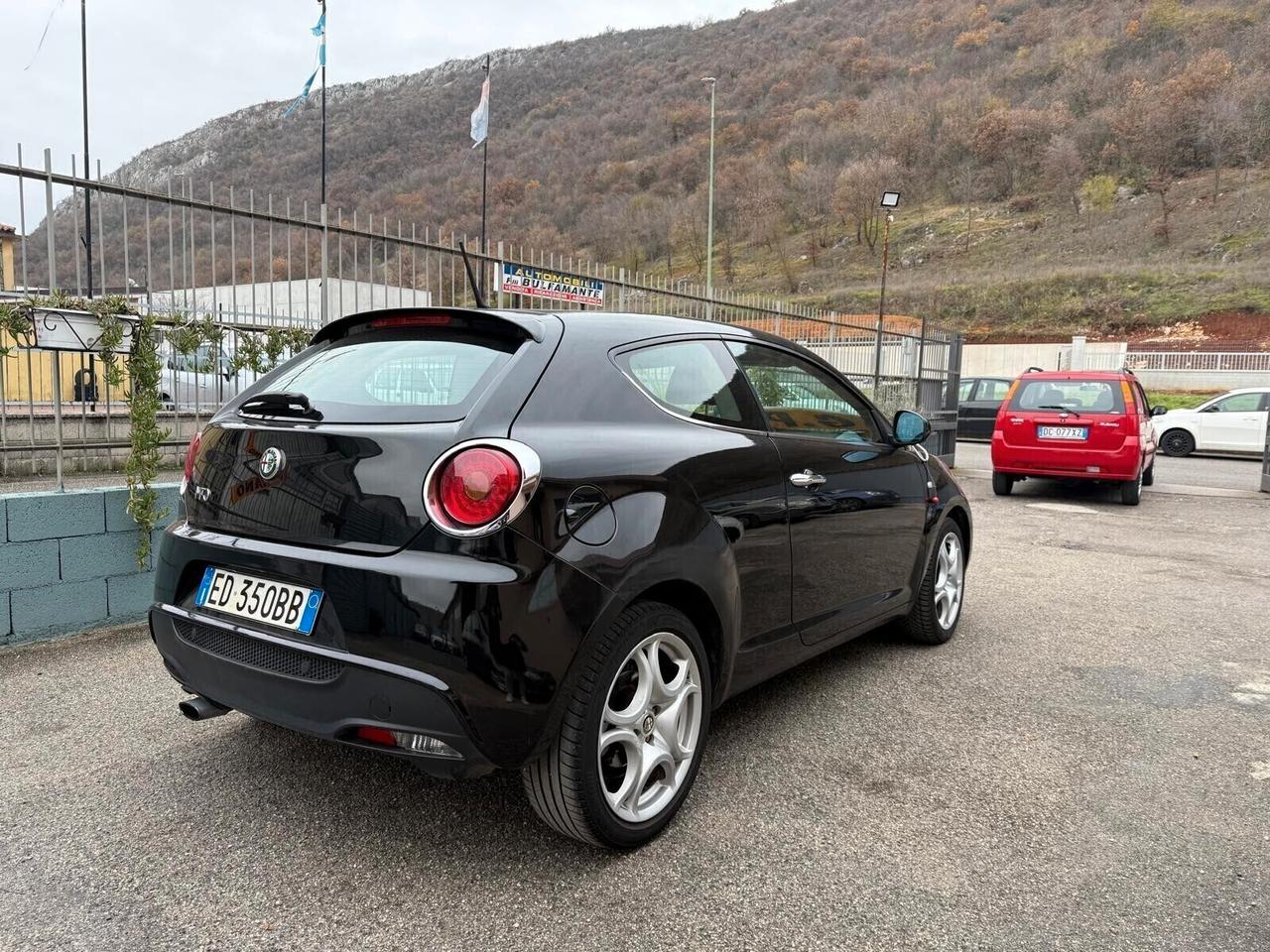 Alfa Romeo MITO GPL Distinctive Sport Pack
