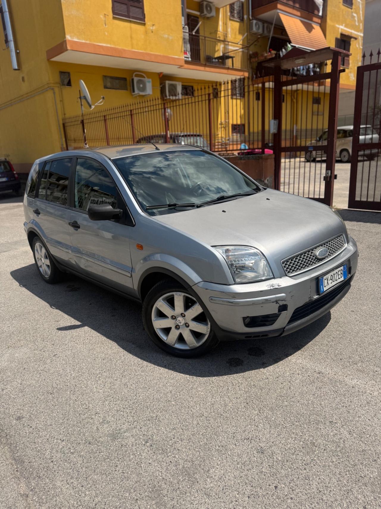 Ford Fusion 1.4 16V 5p. Leather