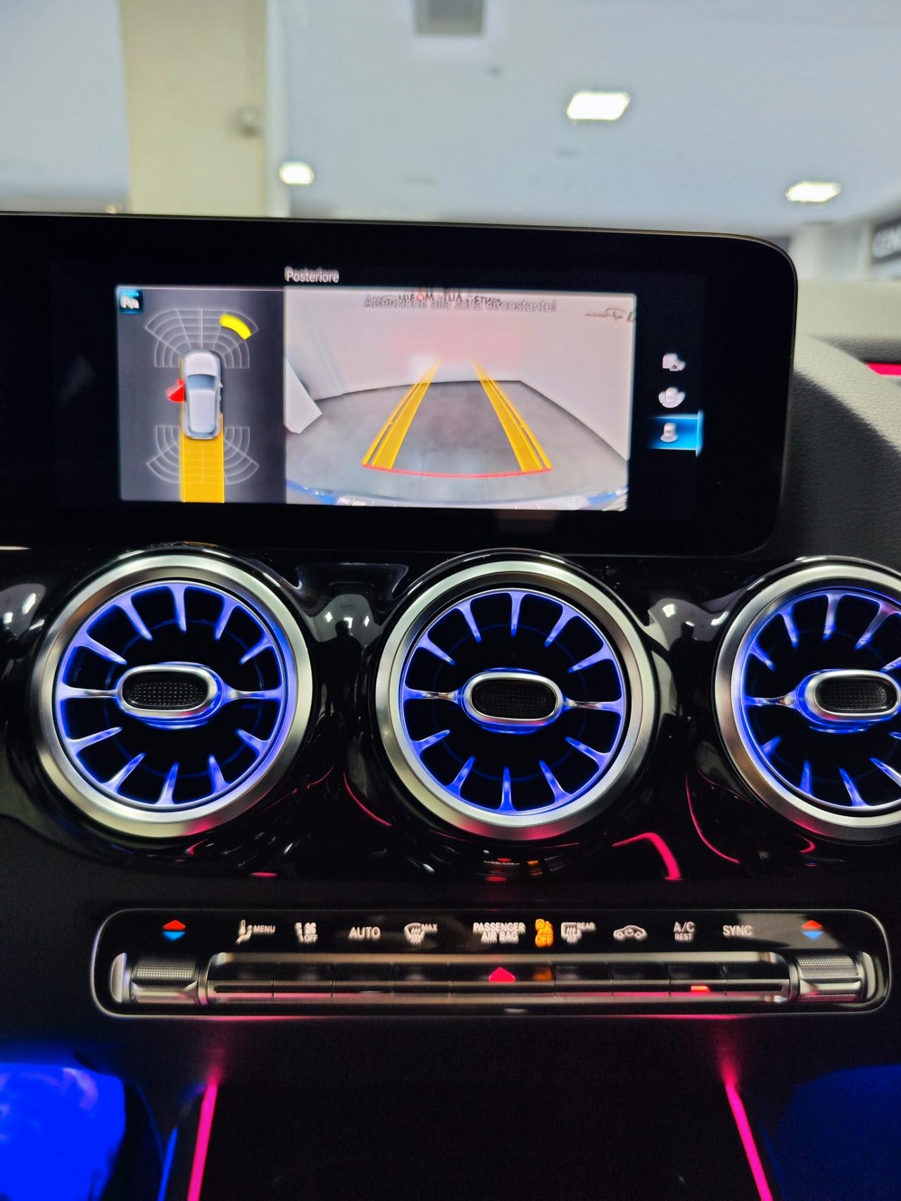 Mercedes-benz GLA 200 d Automatic Sport Plus LED AMBIENTE