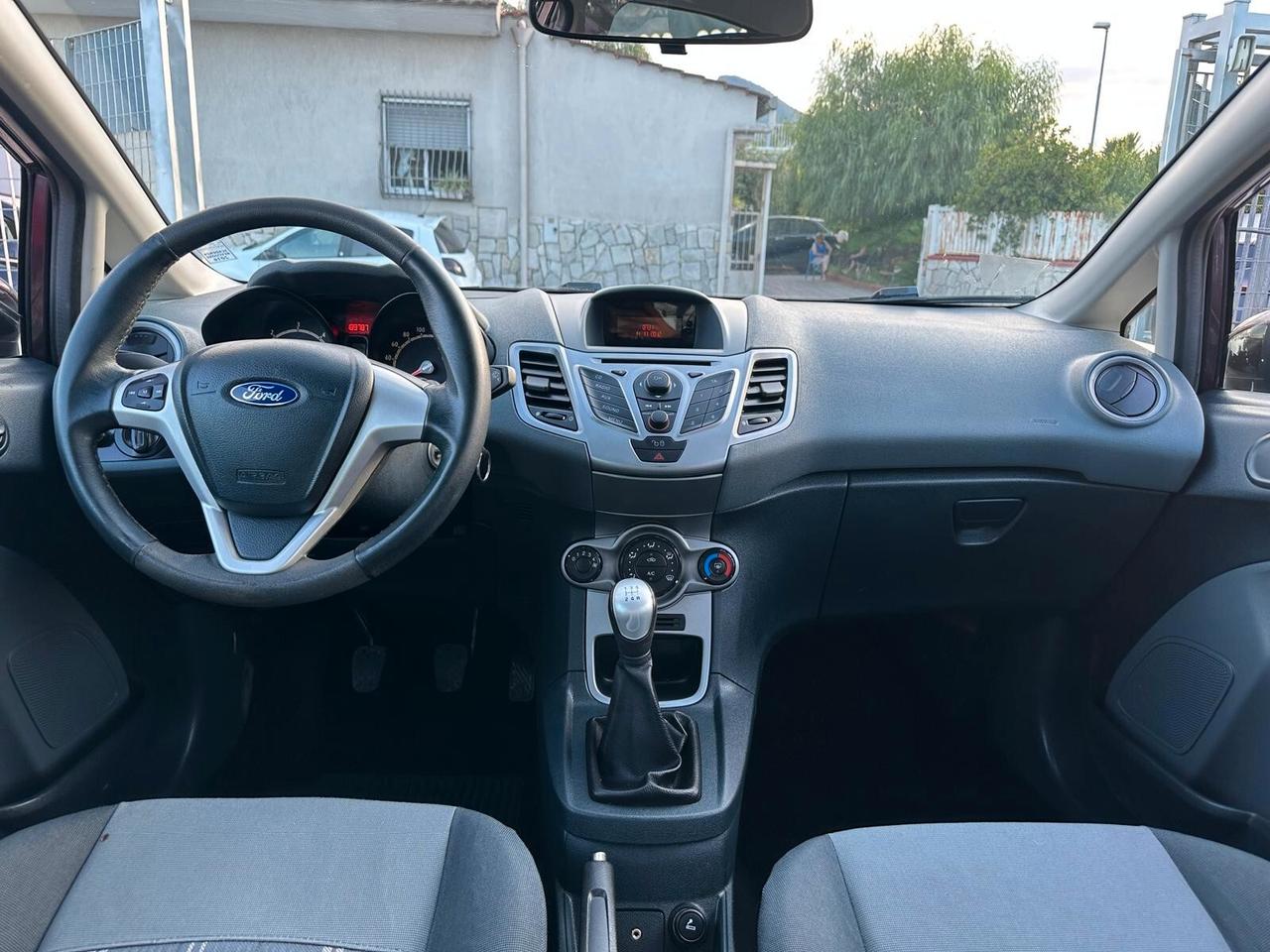 Ford Fiesta 1.4 TDCi 68CV 5 porte Titanium-02/2010