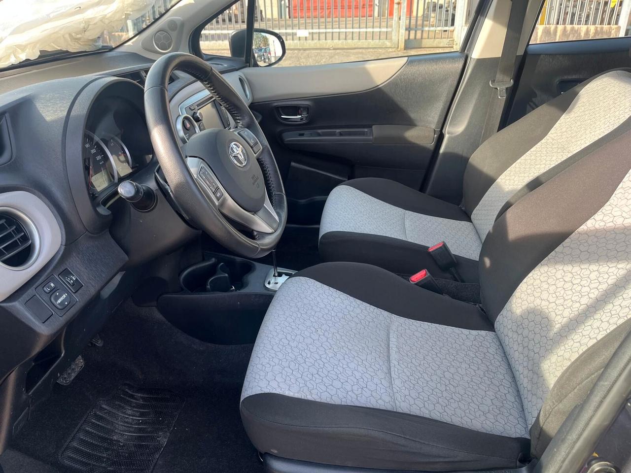 Toyota Yaris 1.3 5 porte CVT Stop & Start