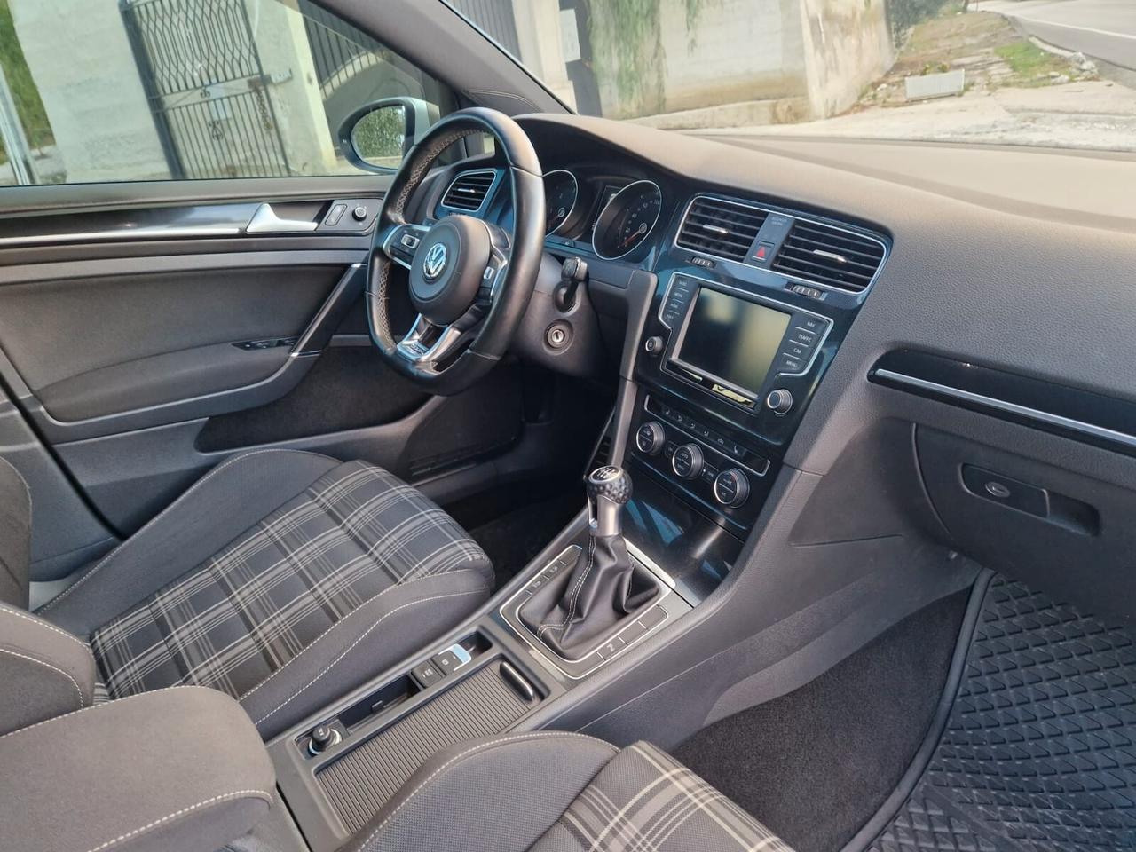 Volkswagen Golf 7..5 GTD 2.0 TDI 184cv