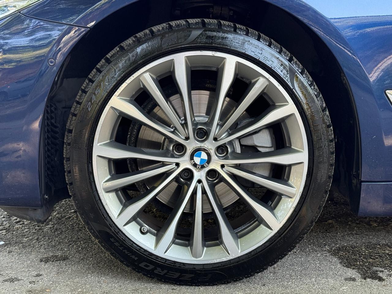 BMW 520d G31 2019 xDrive Touring Luxury