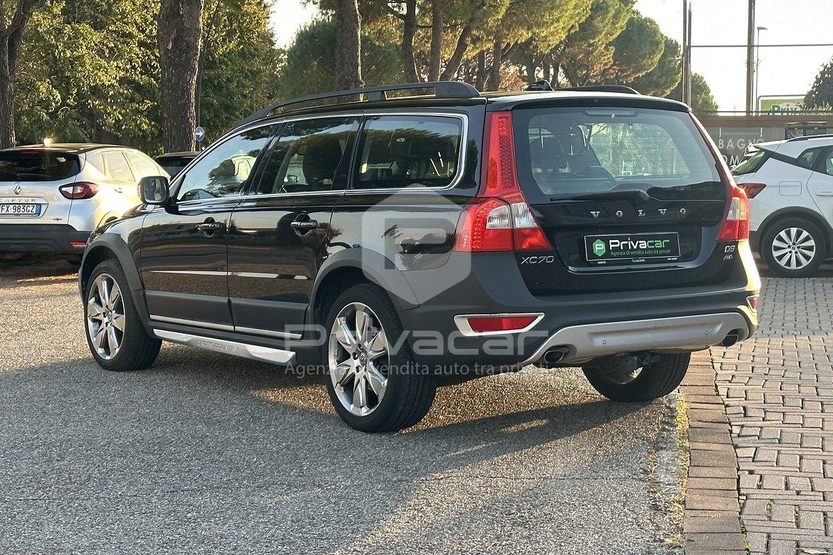 VOLVO XC70 D4 AWD Geartronic Momentum