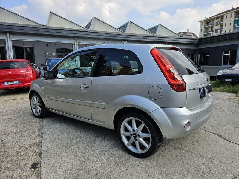 Ford Fiesta Fiesta 3p 1.2 Ghia