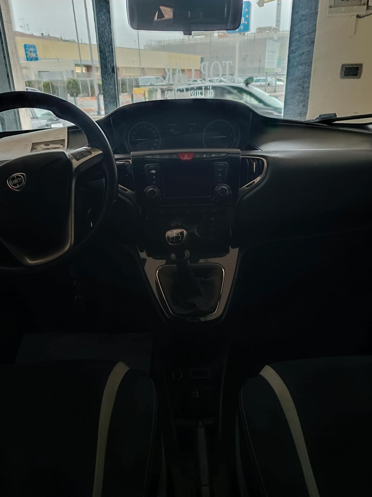 Lancia Ypsilon 1.2 69 CV 5 porte GPL Ecochic Mya