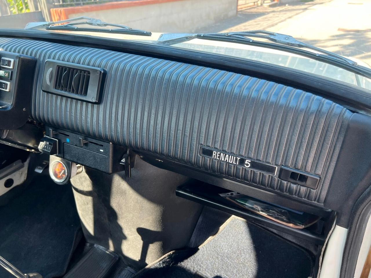 Renault R 5
