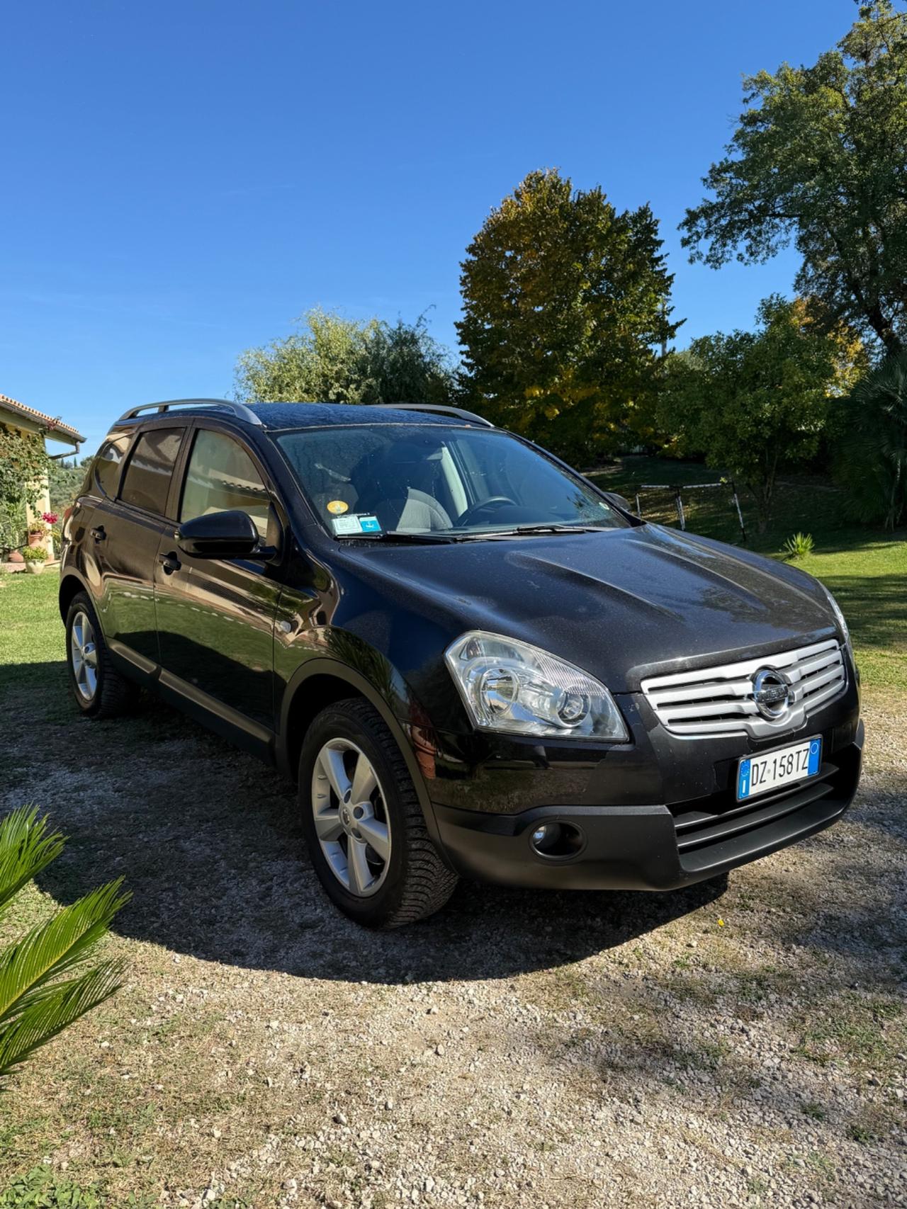Nissan Qashqai Qashqai+2 2.0 dCi DPF n-tec