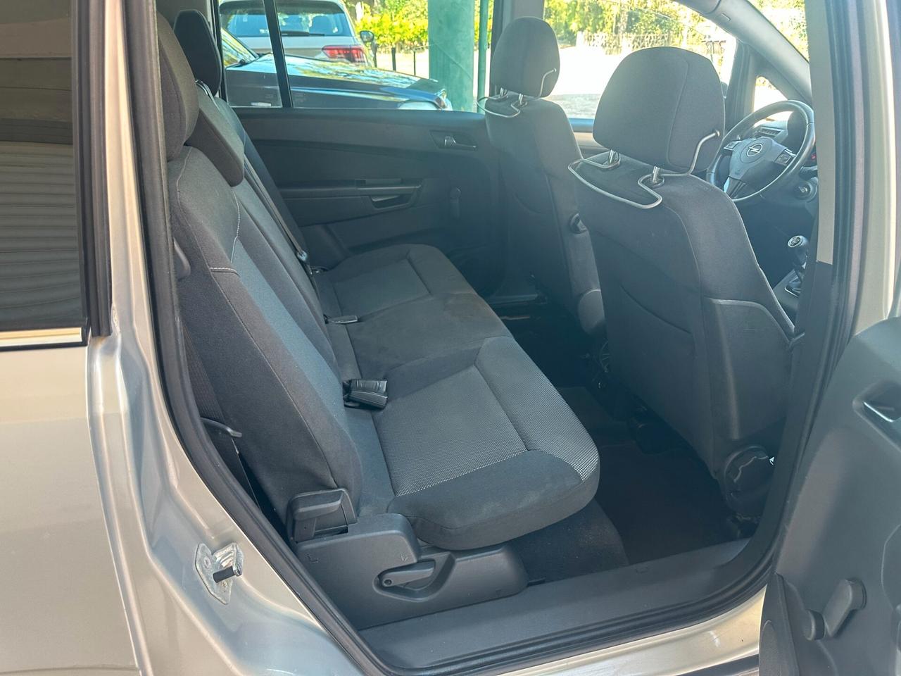 Opel Zafira 1.8 GPL 7 POSTI