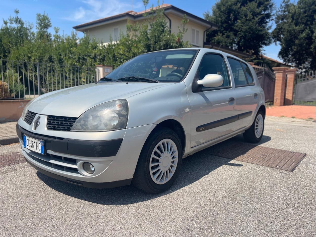 Renault Clio 1.2 16V cat 5 porte Privilège