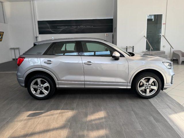 AUDI Q2 1.4 TFSI COD S tronic S Line Edition