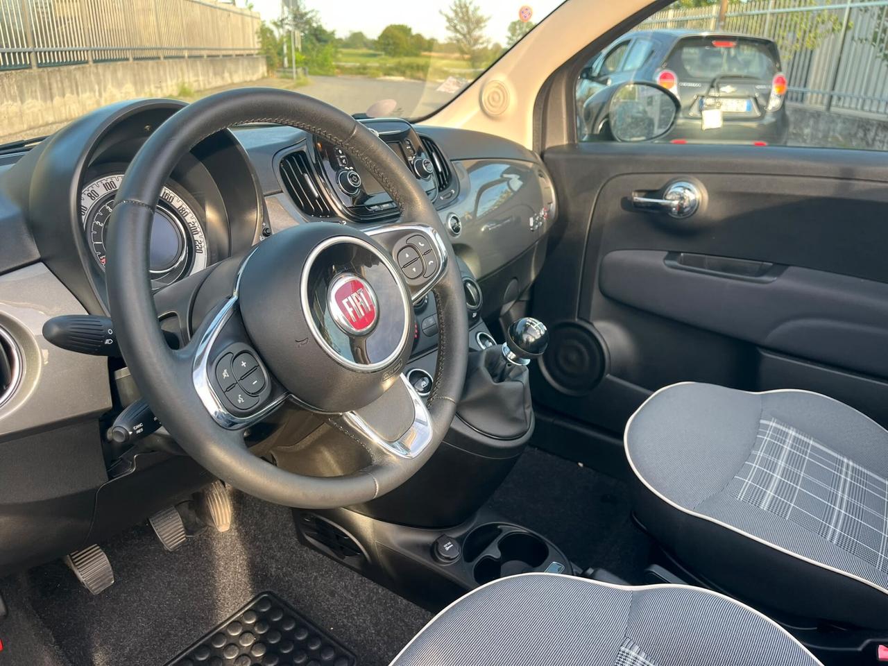 Fiat 500 1.2 CABRIO LOUNGE SOLO 39.000KM