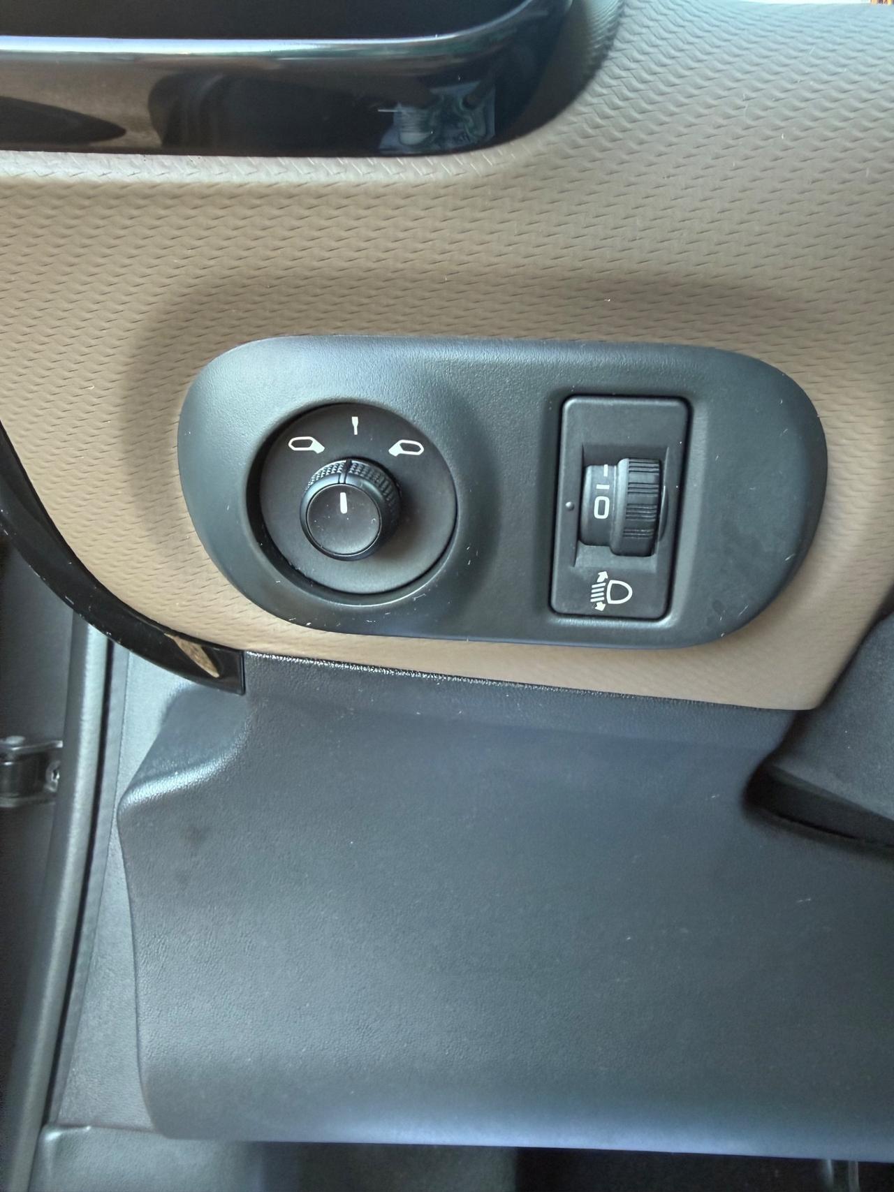 Citroen C4 Cactus BlueHDi 100 S&S ETG6 Shine