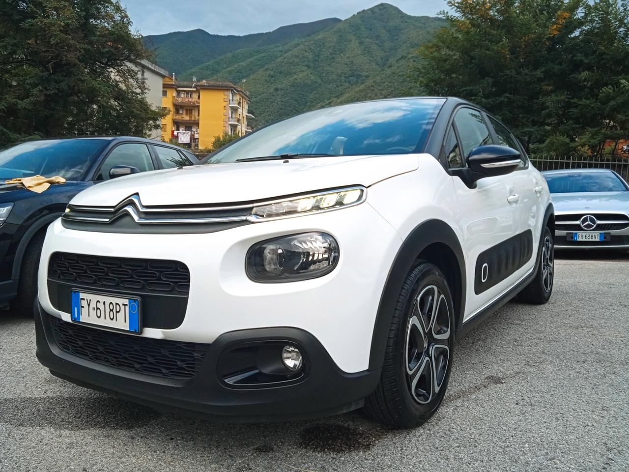 Citroen C3 PureTech 110 Shine TETTO NERO,