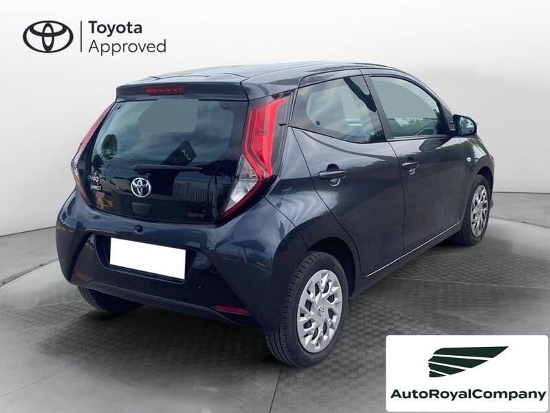 Toyota Aygo Connect 1.0 VVT-i 72 CV 5 porte x-play MMT
