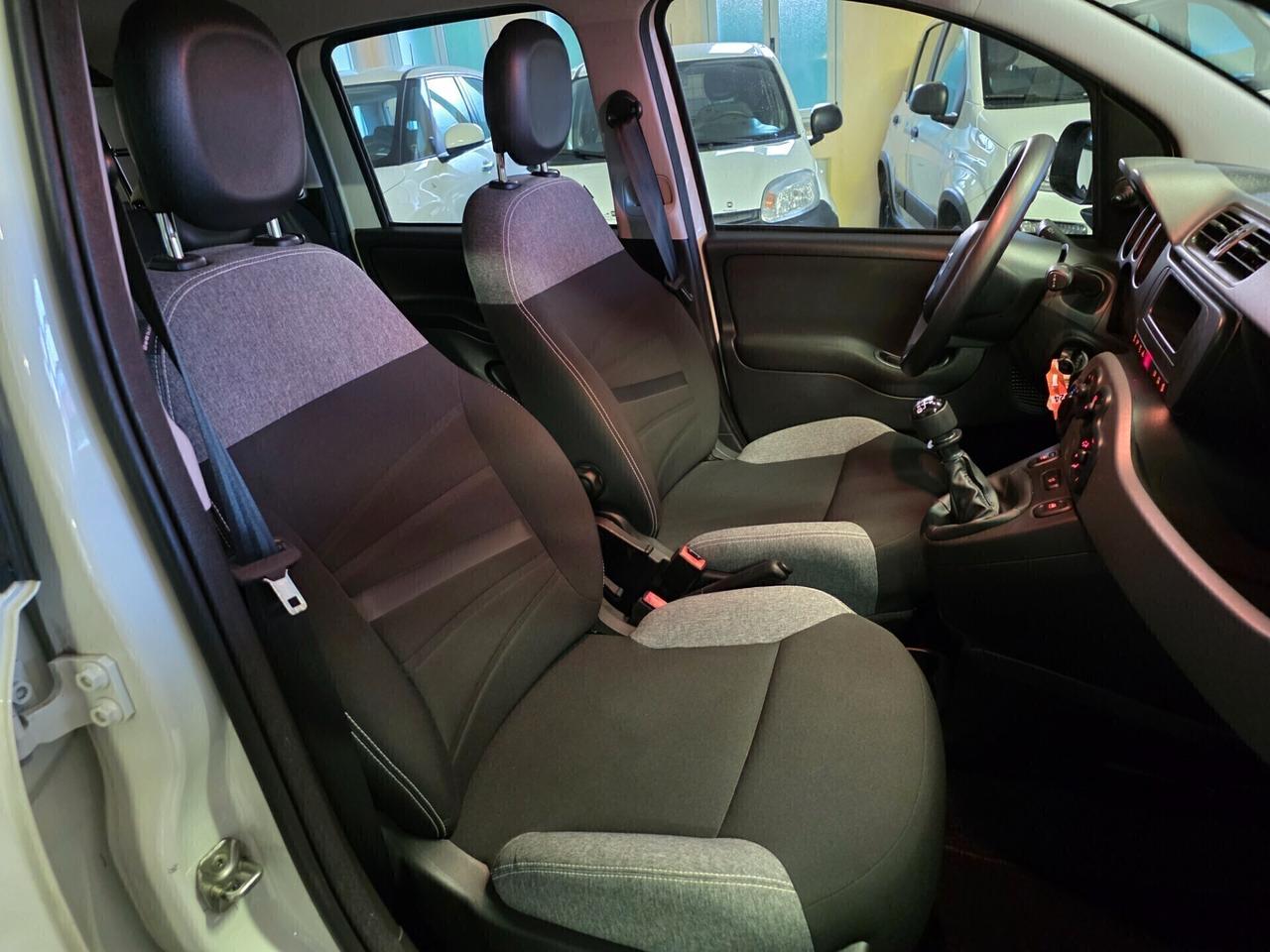 Fiat Panda Hybrid AUTOCARRO N1 4 posti