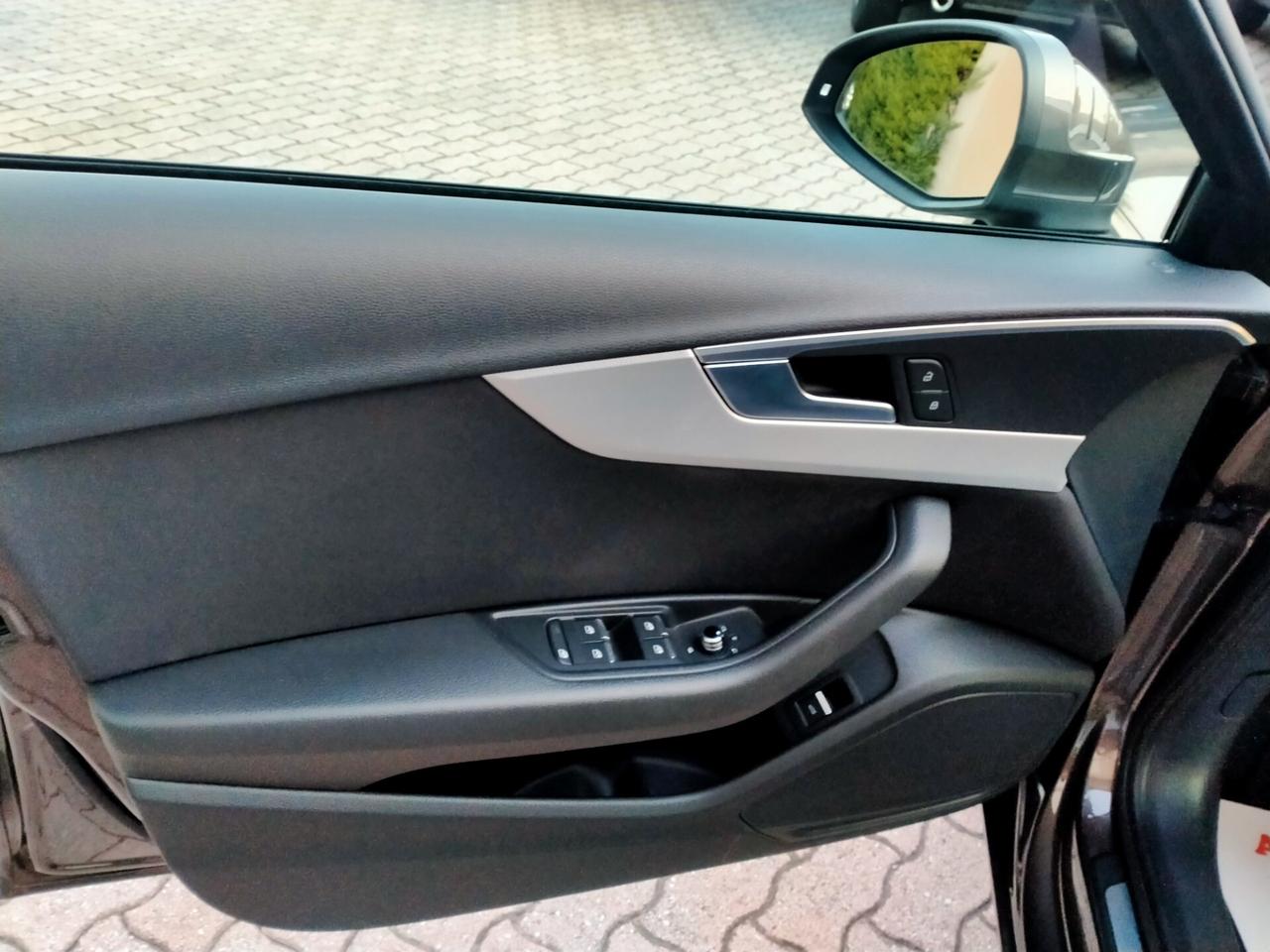 Audi A4 AVANT 2.0TDI ULTRA SPORT 150CV S.TRONIC UNIPROPRIETARIO