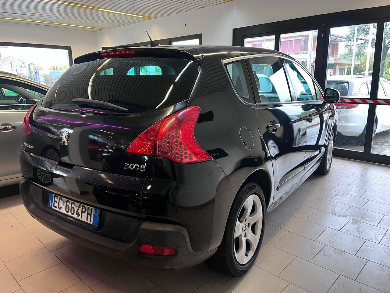Peugeot 3008 1.6 HDi 110CV Business