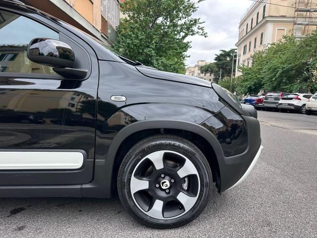FIAT Panda 1.0 FireFly S&S Hybrid Pandina Cross-Navi-Carplay