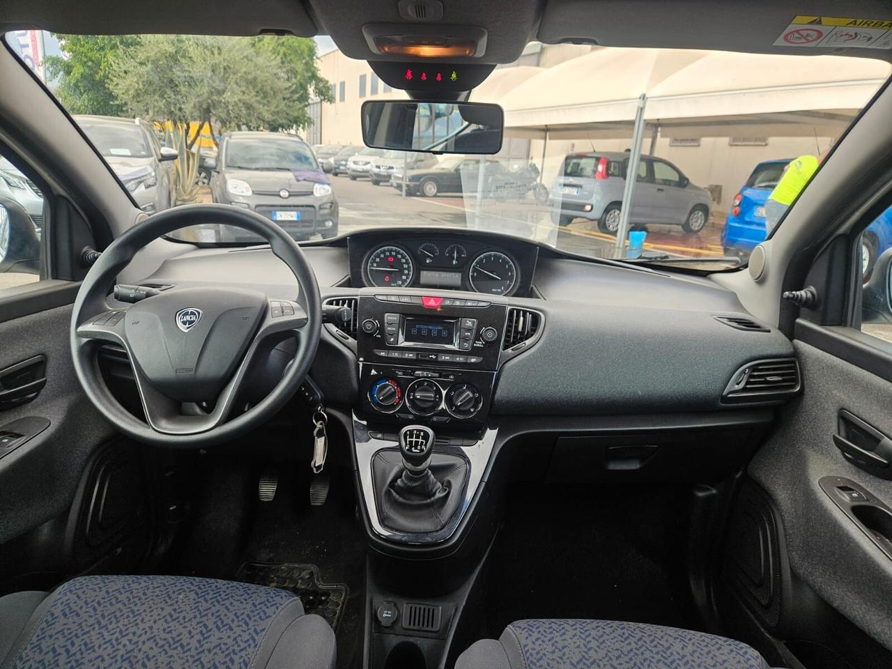 Lancia Ypsilon 1.0 FireFly 5 porte S&S Hybrid Ecochic A. Ferretti