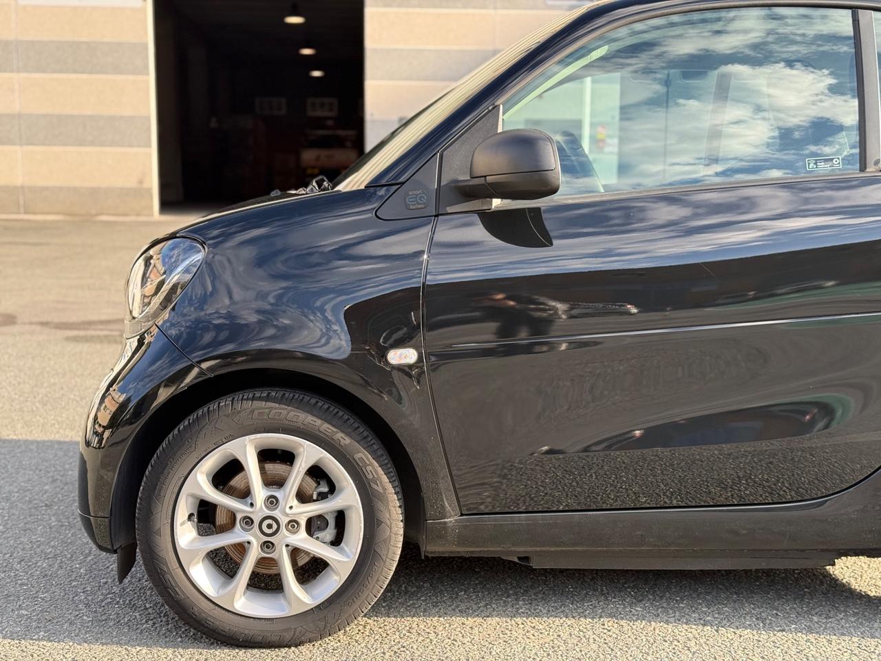 SMART EQ FORTWO COUPE PASSION 19.000 KM PERFETTA