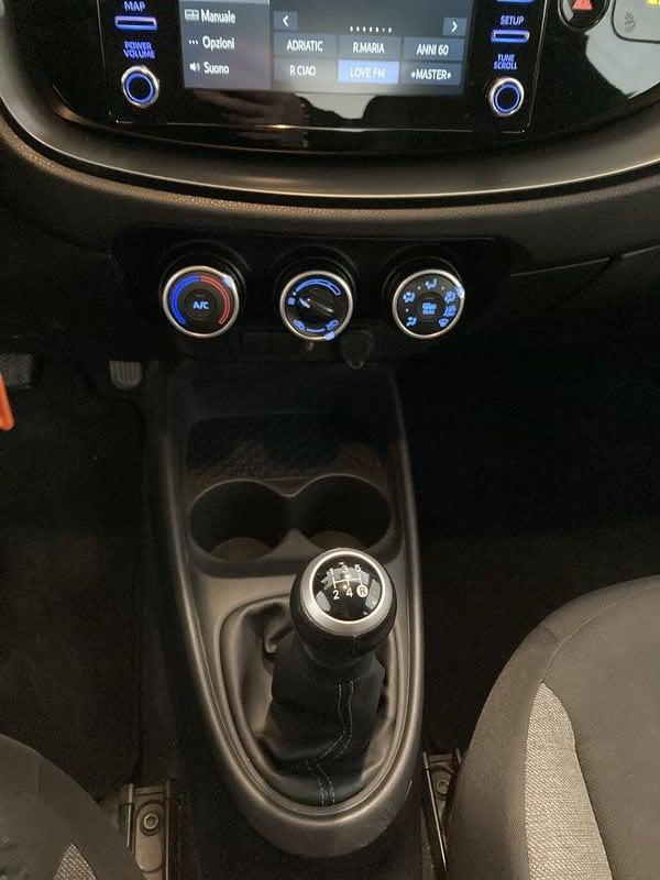 Toyota Aygo X 1.0B (72 CV) Active