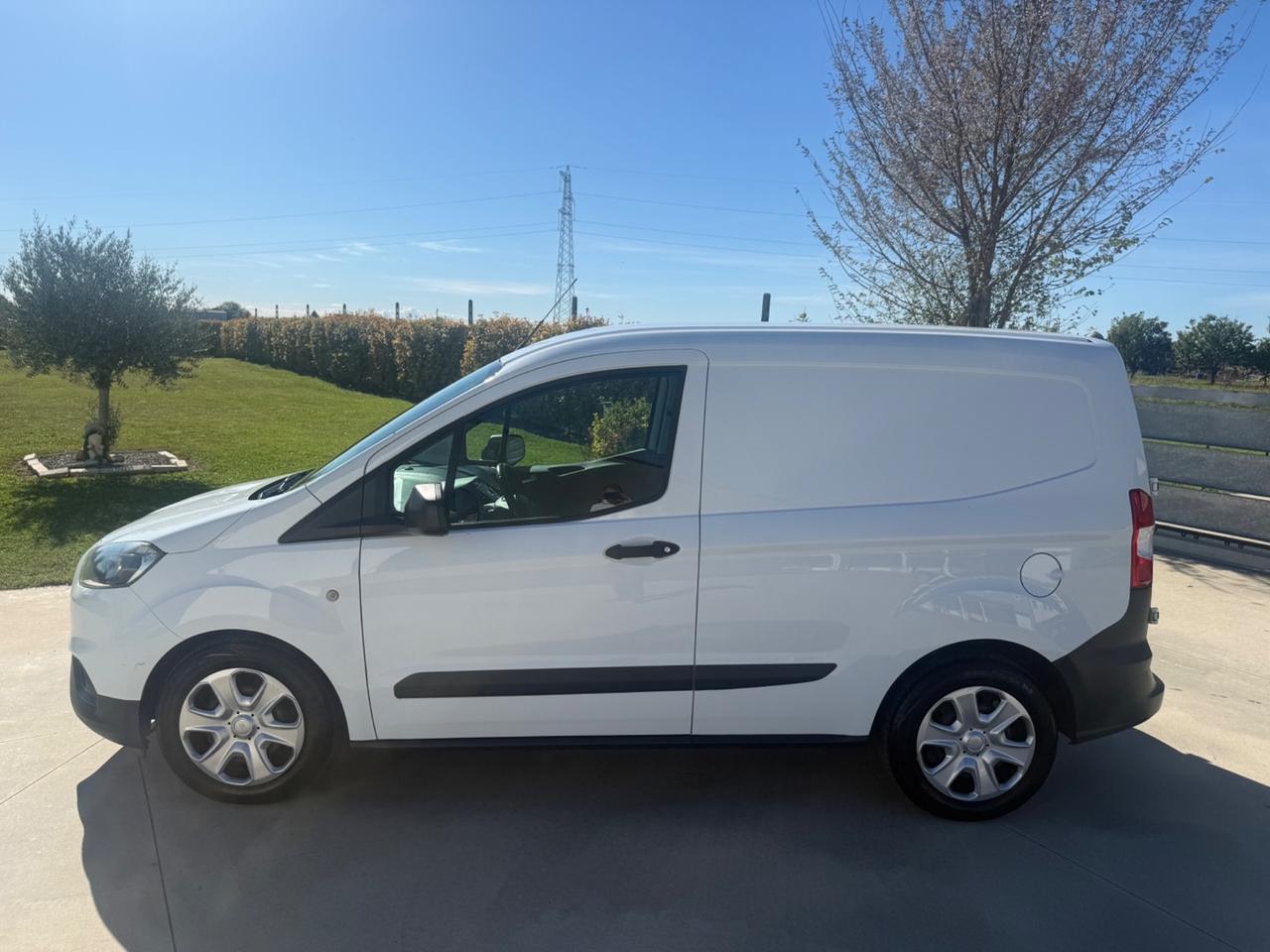 Ford Transit Courier 1.5 TDCi 75cv Van