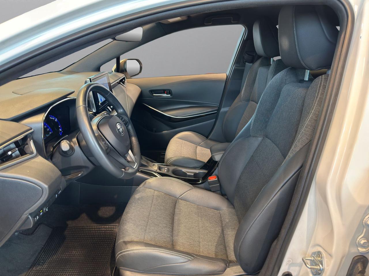 Toyota Corolla Touring Sports 1.8h Style cvt