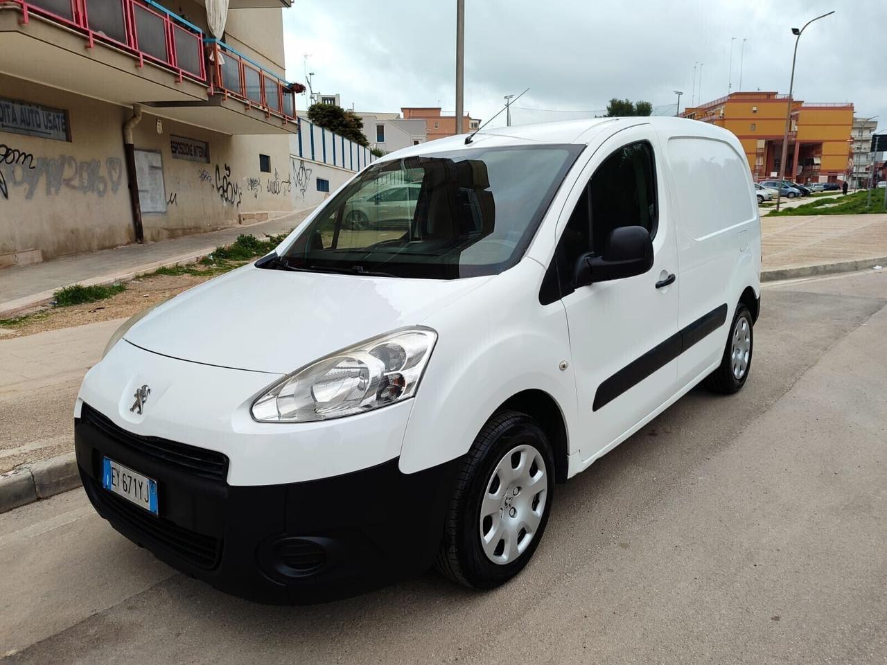 Peugeot Partner 1.6 HDi 3P.ti Por.Late.