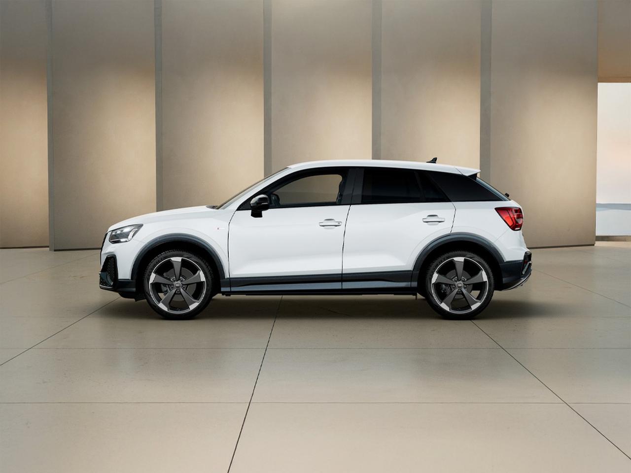 Audi Q2 35 1.5 tfsi identity black s-tronic