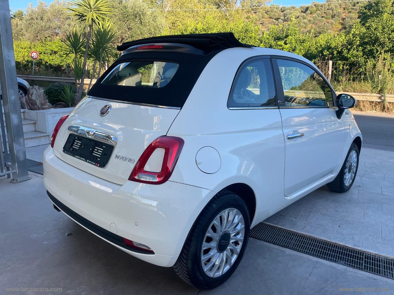 FIAT 500 C 1.0 Hybrid Dolcevita