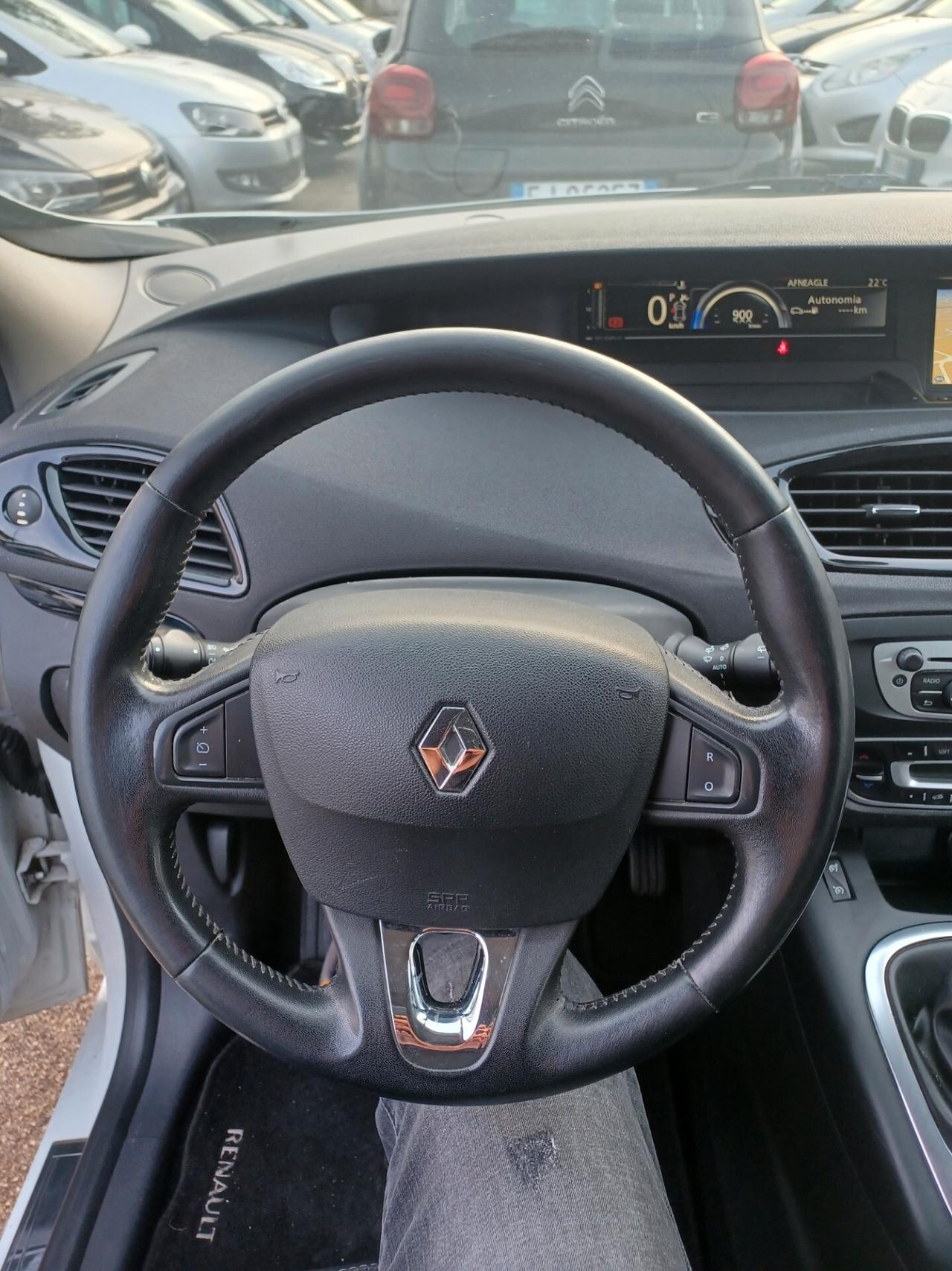 Renault Scénic XMod 1.5 dCi AUTOMATICA