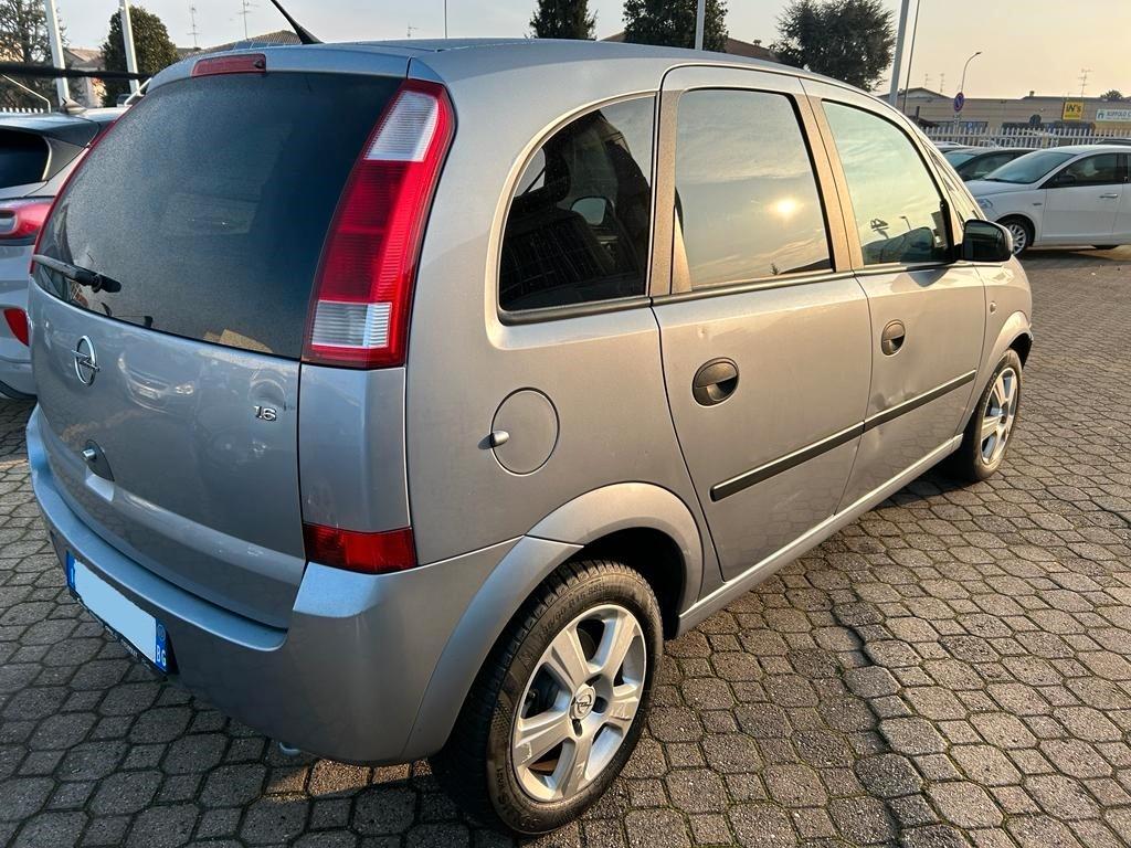 Opel Meriva 1.6 16V Cosmo