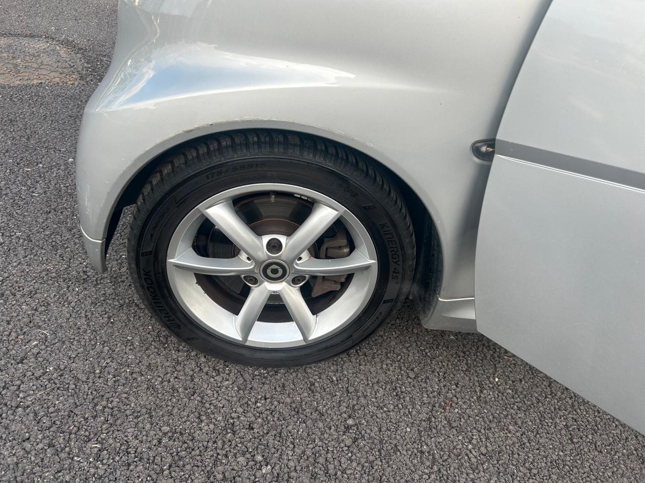Smart fortwo 1.0 MHD pulse cambio F1 con palette al volante