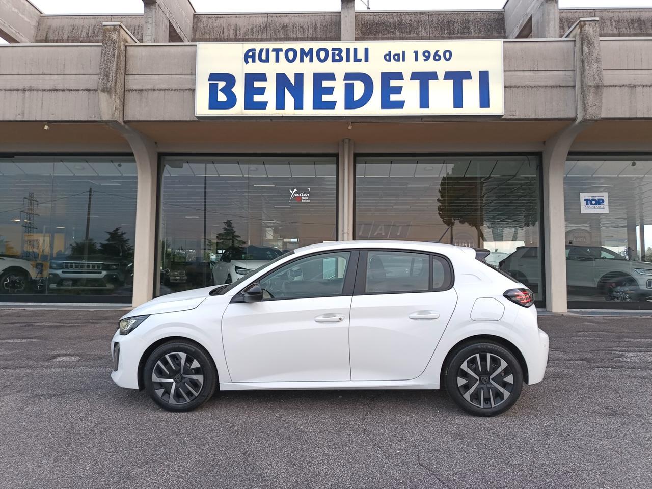 Peugeot 208 1.2 benzina