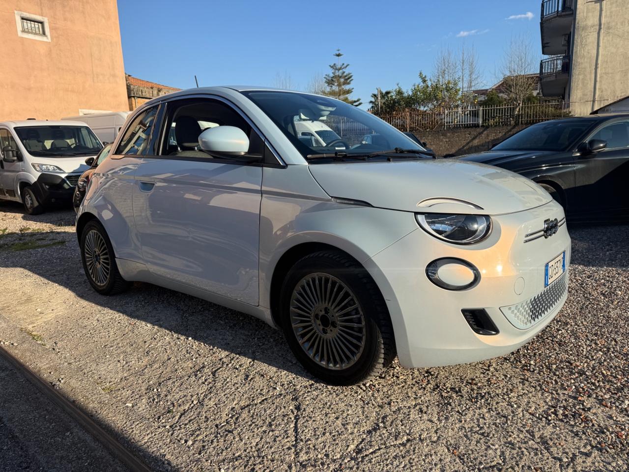 Fiat 500 500e Berlina 42 kWh Icon
