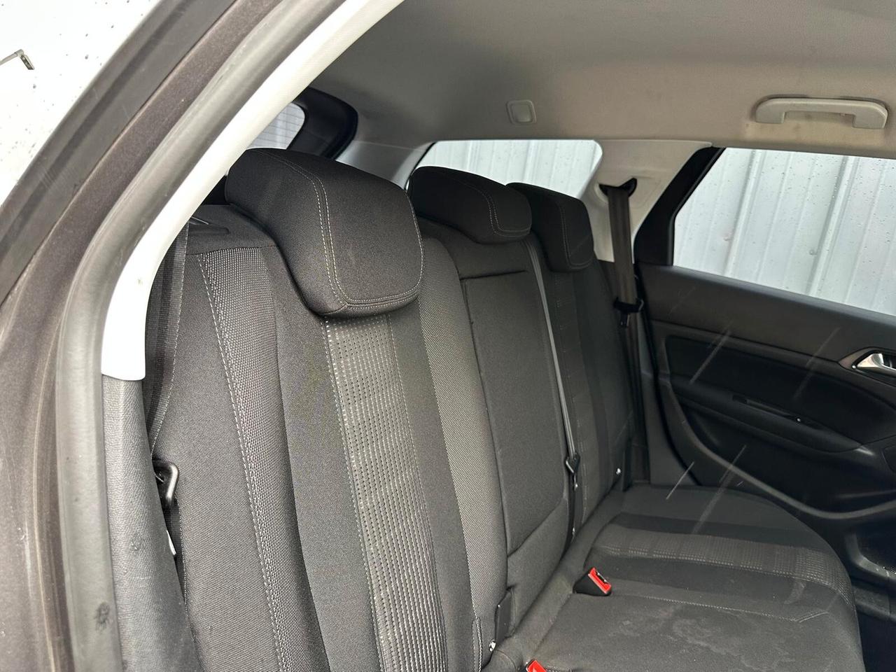 Peugeot 308 BlueHDi 120 S&S SW Business