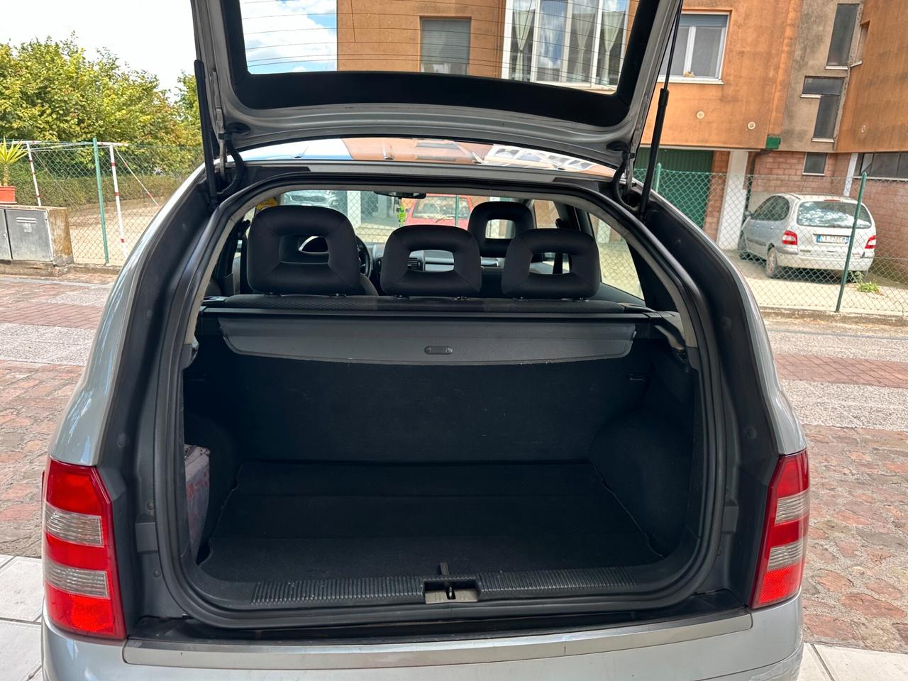 Audi A2 1.4 TDI Neopatentati (12 Rate)
