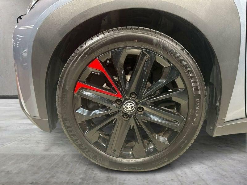 Toyota Aygo X 1.0B (72 CV) Undercover