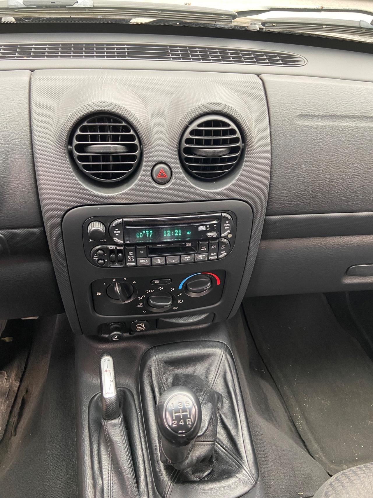 Jeep Cherokee 2.5 CRD Sport