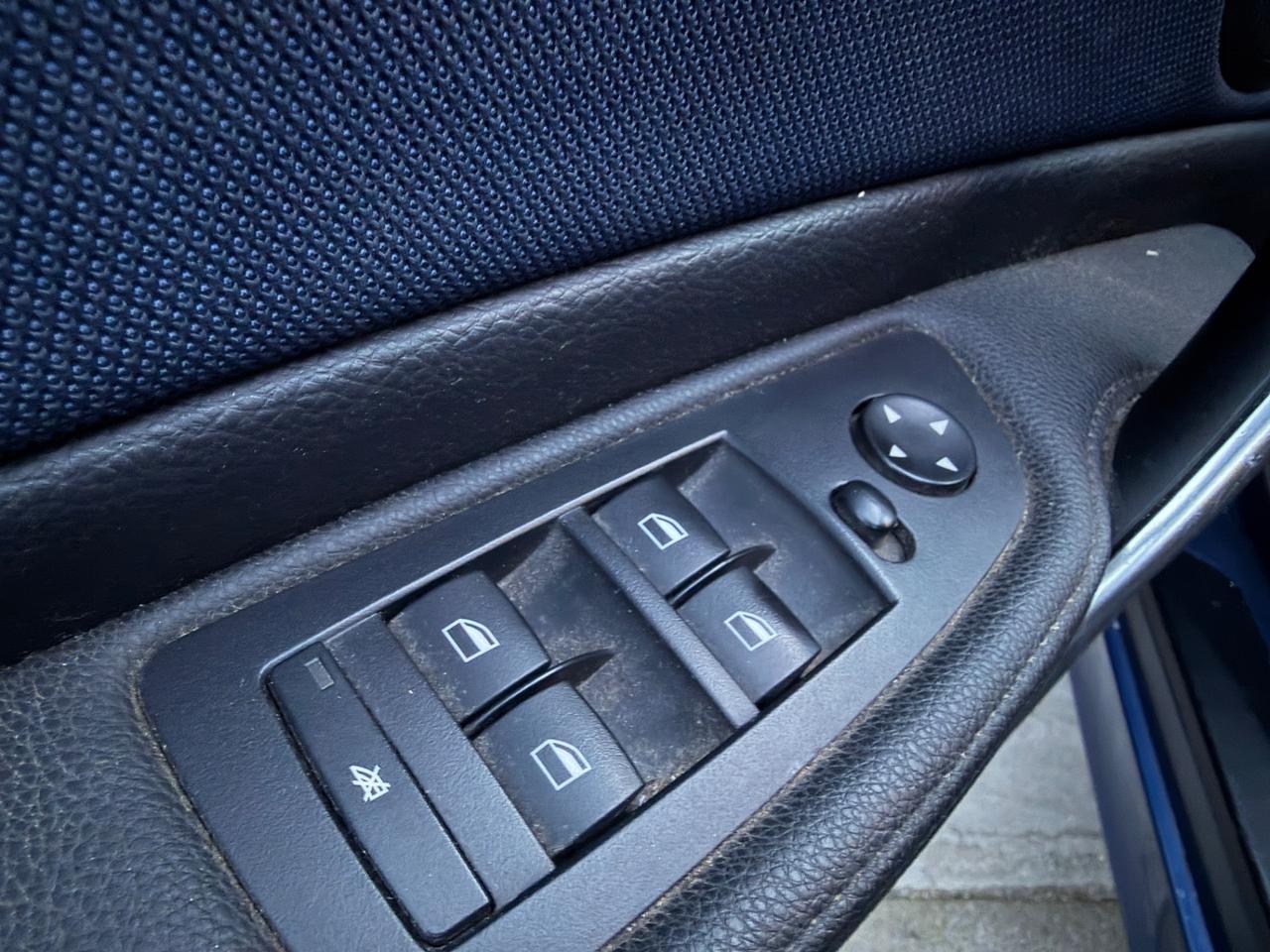 BMW 116i BENZINA EURO4 ANGEL EYES GANCIO TRAINO