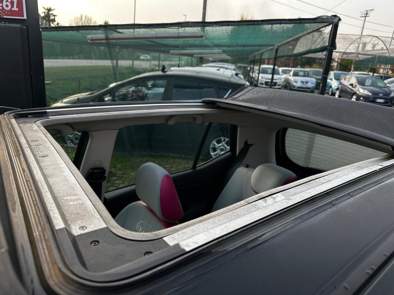 Hyundai i10 1.1 12V FiorucciCON TETTUCCIO APRIBILE